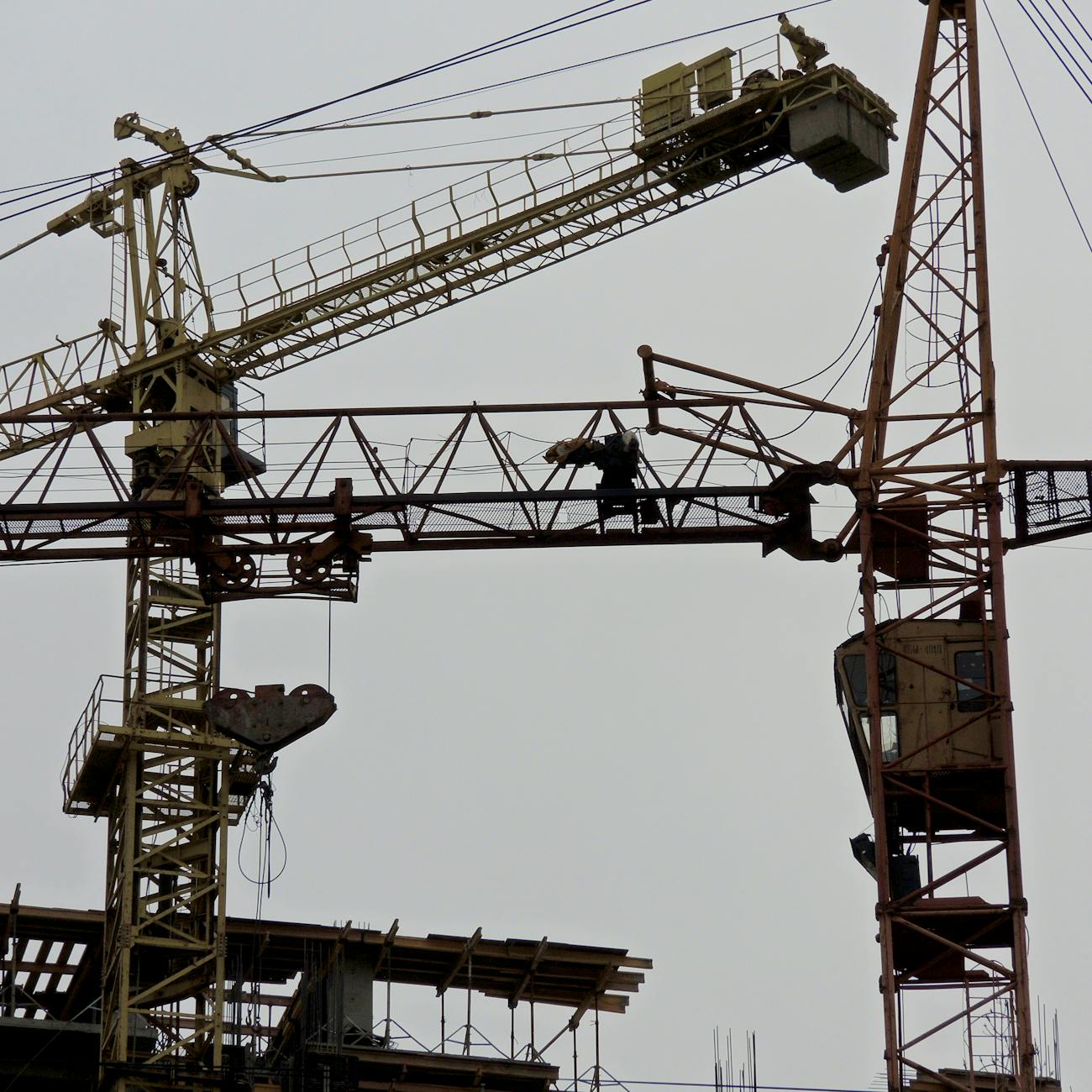 Engineering Project Management