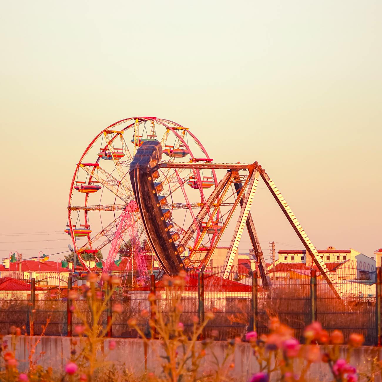 Revenue Management for Theme Parks